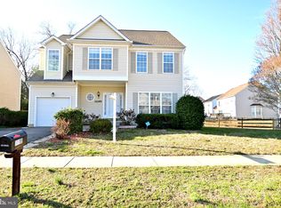 11195 Bel Aire Ct, Waldorf, MD