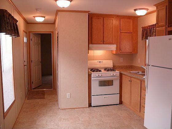 2nd image of 905 Tuckahoe Rd Trlr B11