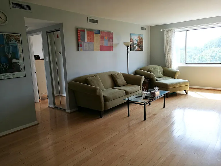8315 N Brook Ln — Photo 8
