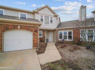 335 Satinwood Ct S, Buffalo Grove, IL 60089