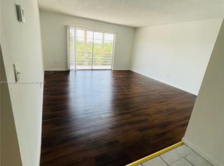 4848 NW 24th Ct APT 318, Fort Lauderdale, FL 33313