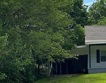 2nd image of 803 N Fremont Ave