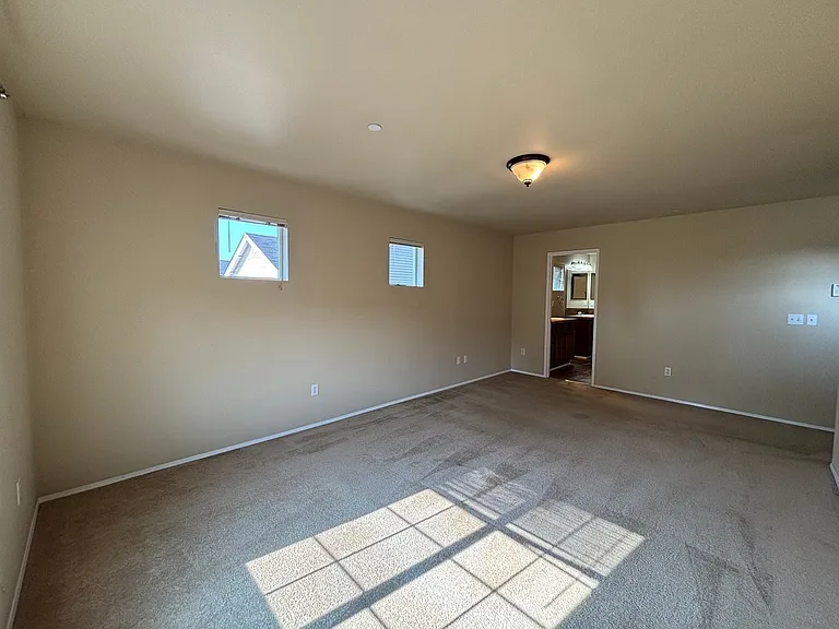 3210 Sheaser Way — Photo 16