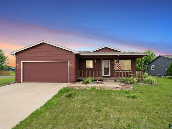 510 Kent St, Harrisburg, SD 57032