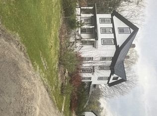 208 Townsend Rd, Groton, MA 01450