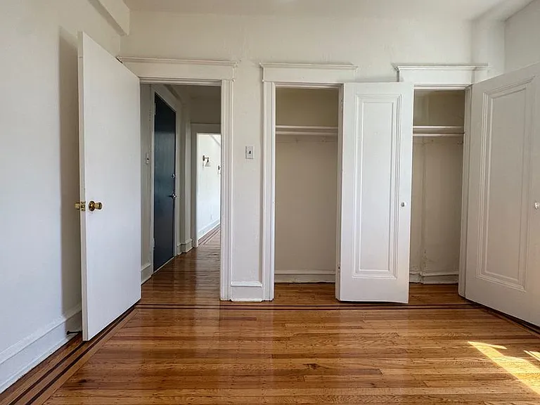 Oak Lynne Apartments — Photo 9
