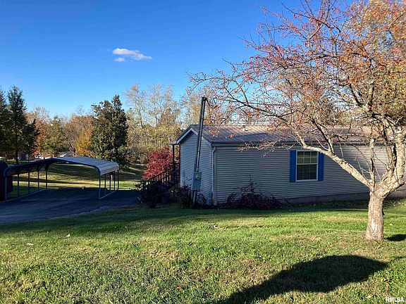 2nd image of 557 Twin Oaks Dr