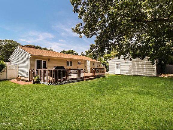 5th image of 19 Woodland Ave