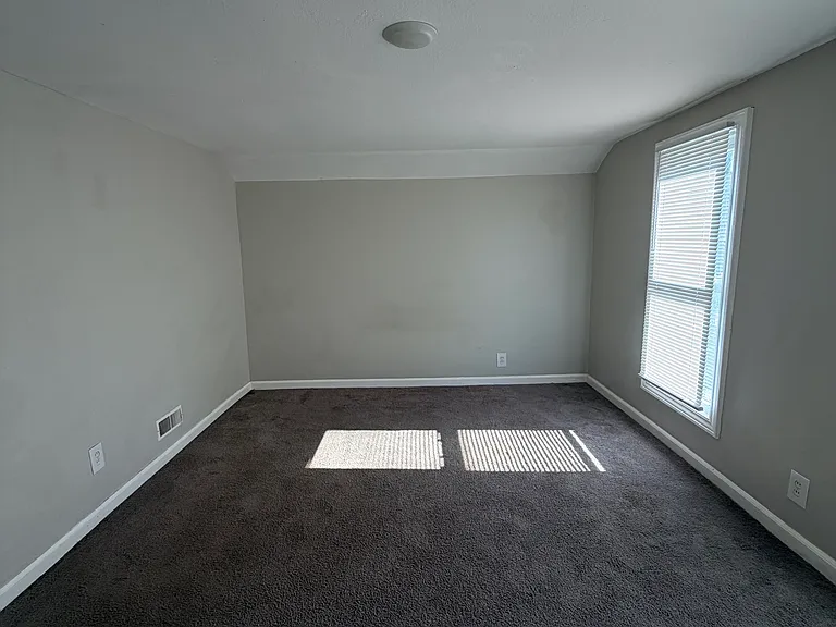 1304 Utah St — Photo 29