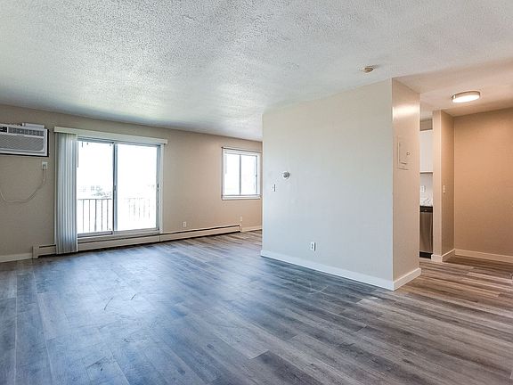 4th image of 1200 81st Ave NE #301
