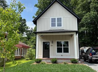 105 King St, Brevard, NC 28712