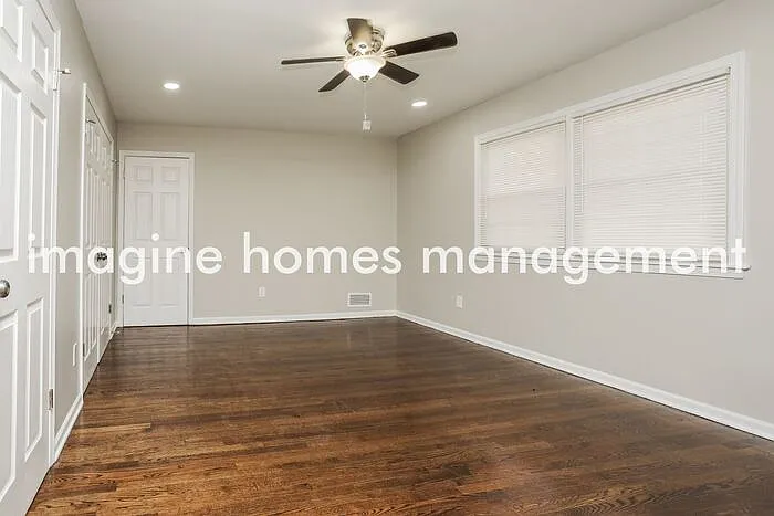 9411 Moody Park Dr — Photo 8