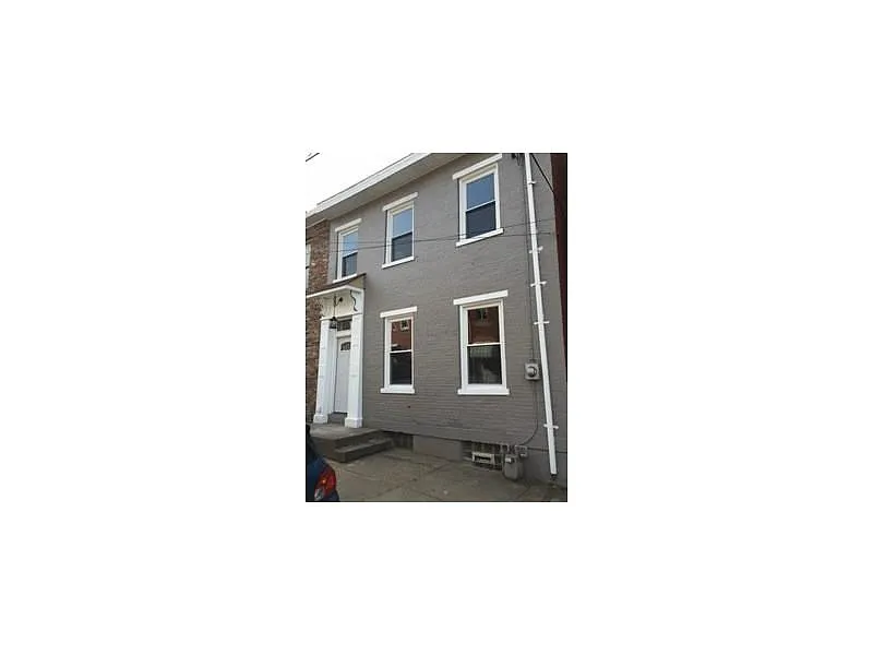 178 45th St photo 1