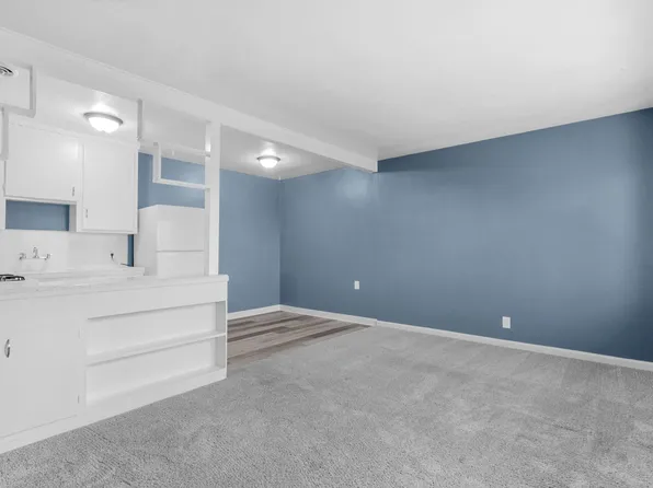 Country Club Apartments, 2928 Watt Ave #A-06, Sacramento, CA 95821