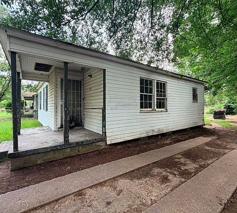 2nd image of 6006 Canal Blvd