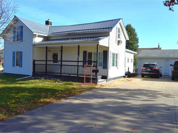 1102 D Ave, Vinton, IA 52349
