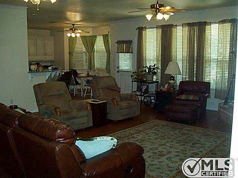 3rd image of 1224 Colina Vista Ln