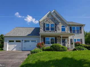 3960 Birchwood Ln, Columbia, PA 17512