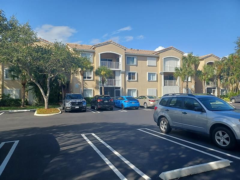 1st image of 236 Village Blvd APT 1305