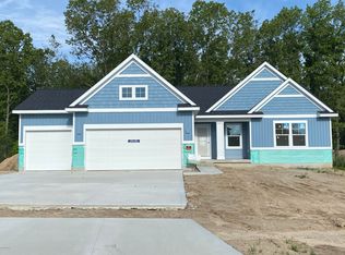 1337 Remington Dr, Lowell, MI 49331