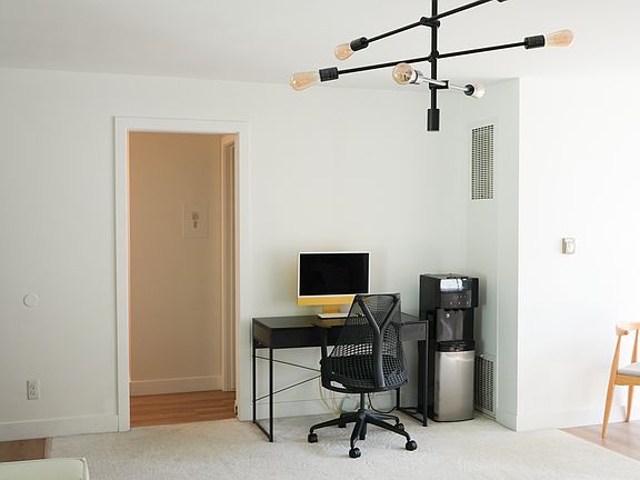 Desk Area / Office Nook in Living Room
