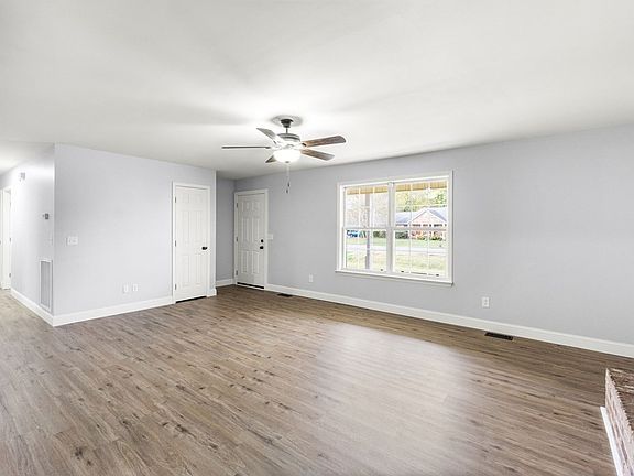 5th image of 4001 Southridge Blvd