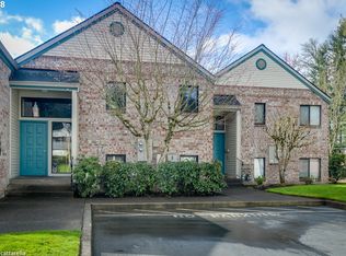 16321 SW 130th Ter APT 56, King City, OR 97224