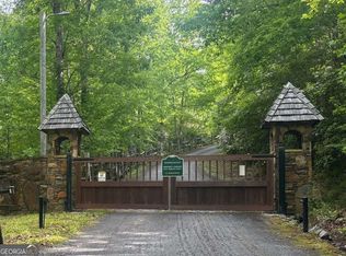 14 Whisper Woods Ests, Hiawassee, GA 30546