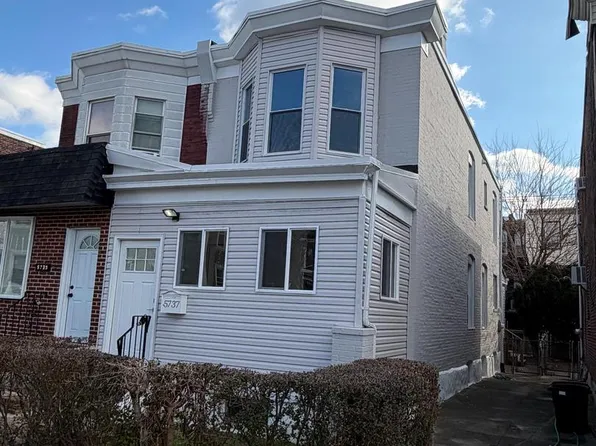 5737 Vandike St, Philadelphia, PA 19135