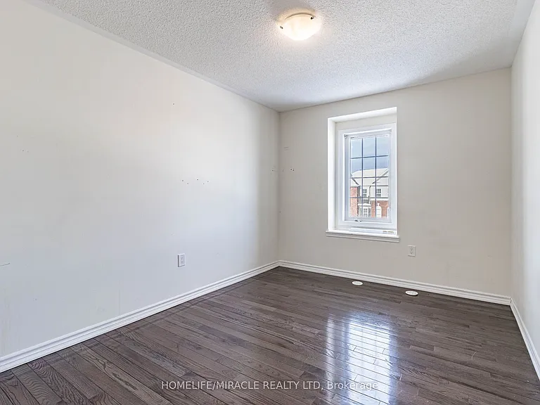 229 Remembrance Rd — Photo 24