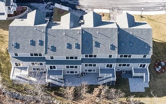 3rd image of 11 Blueberry Hill Ln #11