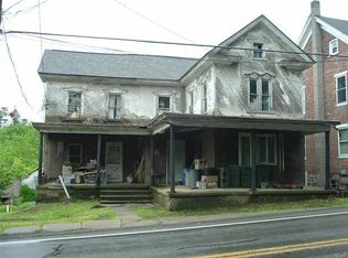 2455 N Delaware Dr, Mount Bethel, PA 18343