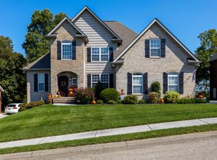 9234 Ridges Meadow Ln, Knoxville, TN 37931