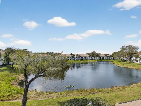 5394 Firenze Drive #J, Boynton Beach, FL 33437