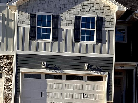 2nd image of 4081 Port Richmond Ave #19