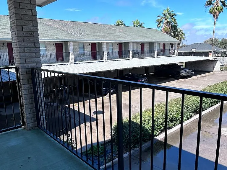 2302 W Elisa Ln #10 — Photo 10