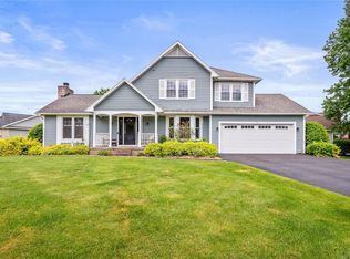 51 Pinewood Knl, Rochester, NY 14624