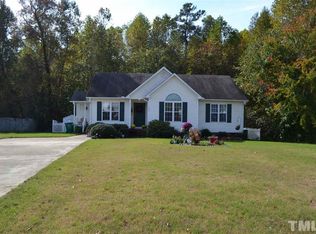 124 McKenzie Cir, Clayton, NC 27520