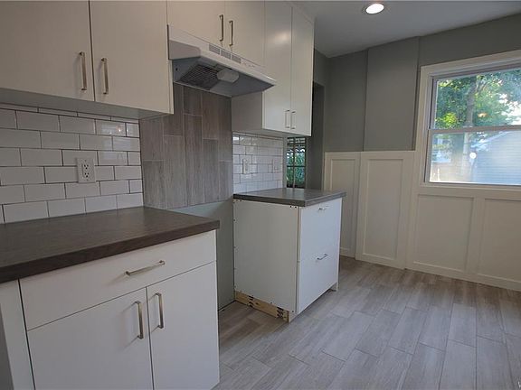 5th image of 37 E Felton St