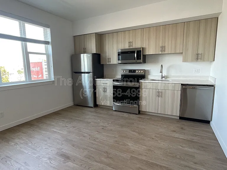 3014 SE 8th Ave #302 — Photo 6