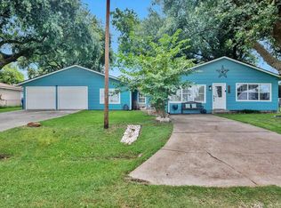 683 Water View Dr, Livingston, TX 77351