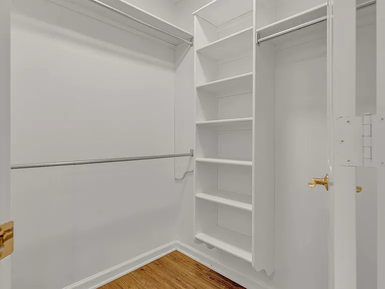 636 Fox Chase Cv N — Photo 16
