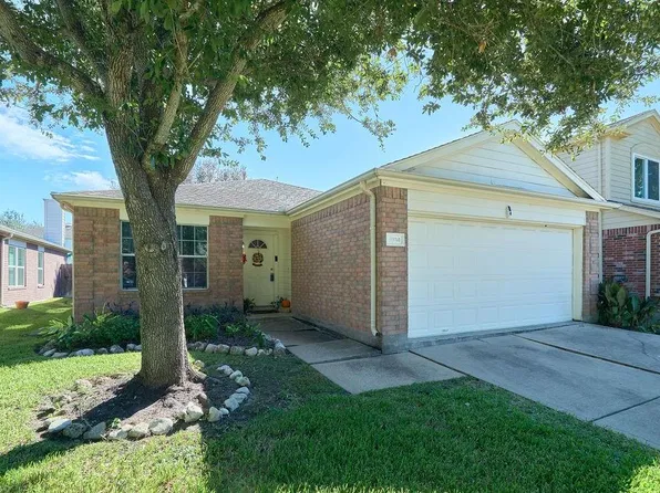 5934 Spring Sunrise Dr, Richmond, TX 77407