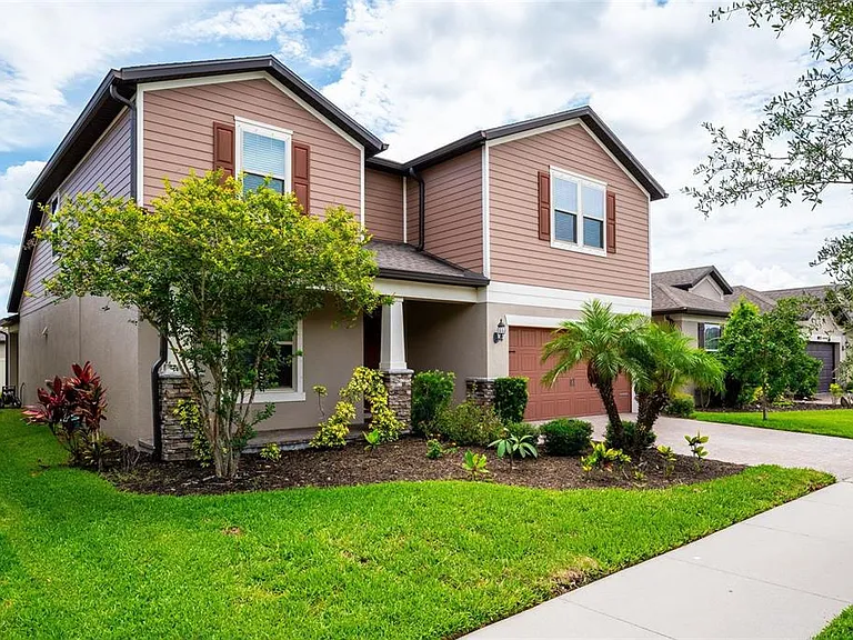18929 Birchwood Groves Dr — Photo 2