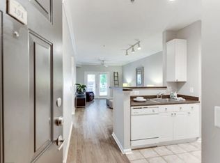 2765 Centerboro Dr APT 151, Vienna, VA 22181