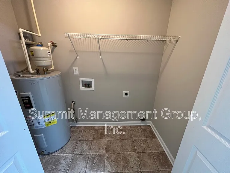 158 Elder Dr #A — Photo 15