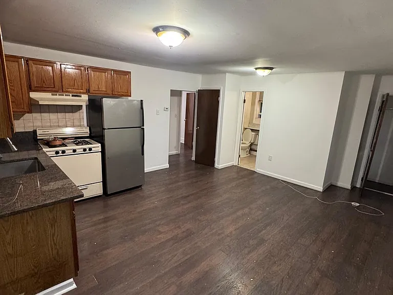 83 Lackawanna Ave #2 — Photo 5