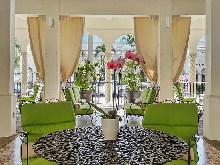 235 Sunrise Ave #1013 — Photo 26