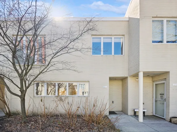 1076 S Plymouth Ct #4D, Chicago, IL 60605