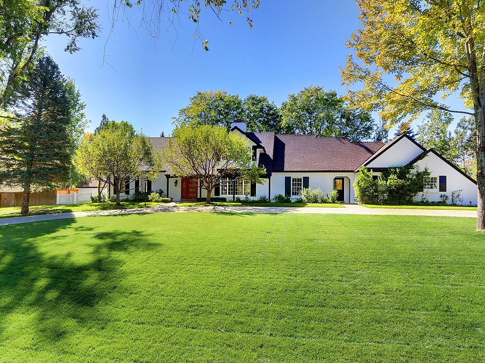 1st image of 28 Martin Ln